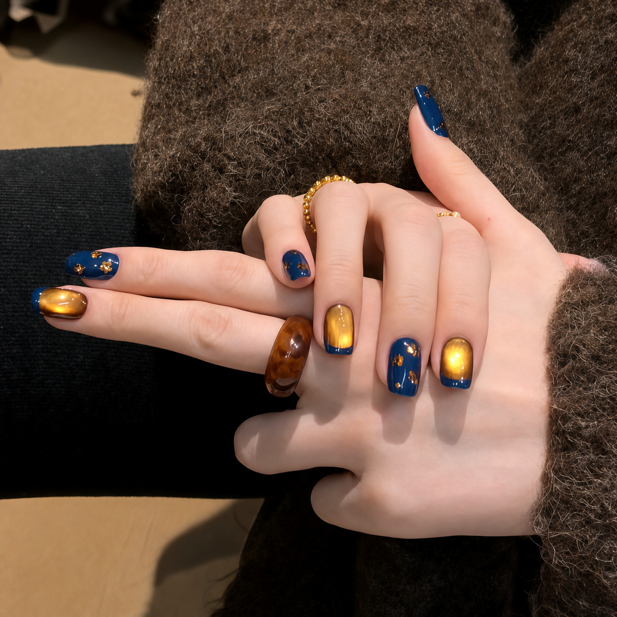 Vintage French Cat Eye Press-On Nails