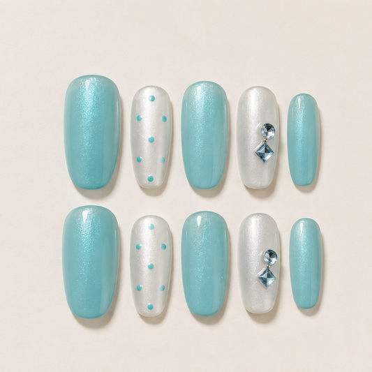 Mint Green Cat Eye Press-On Nails product image